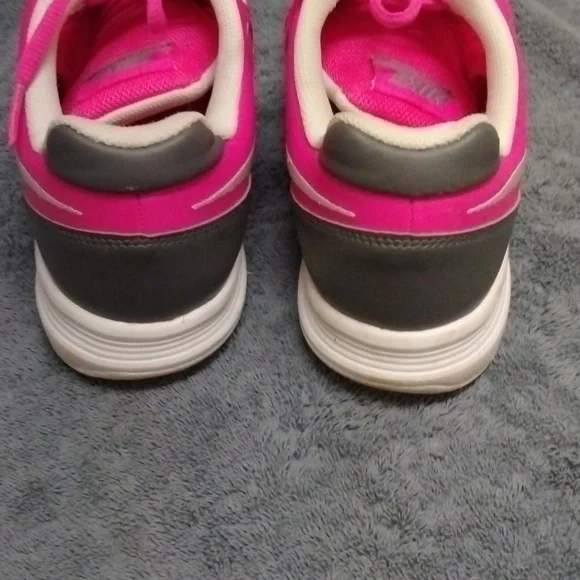 Nike Air Vapor Ace Tennis Shoes Women’s size 7.5
